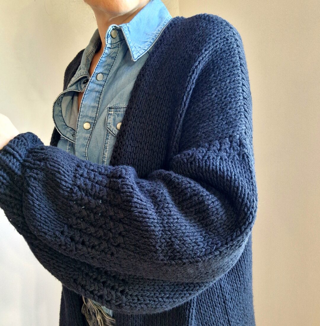 Photo3 cardigan Valentina mespullsdefille vol1 monblabladefille tricot knitting patron pull