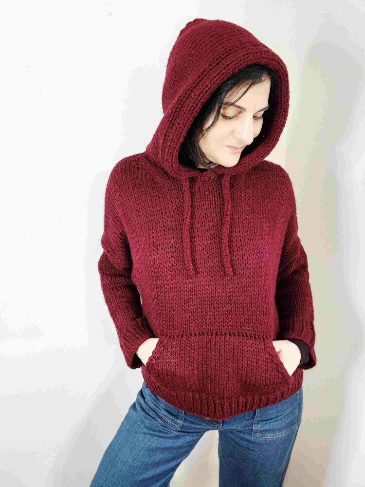 photo en avant pull VIKTOR tricot knitting pattern drops monblabladefille